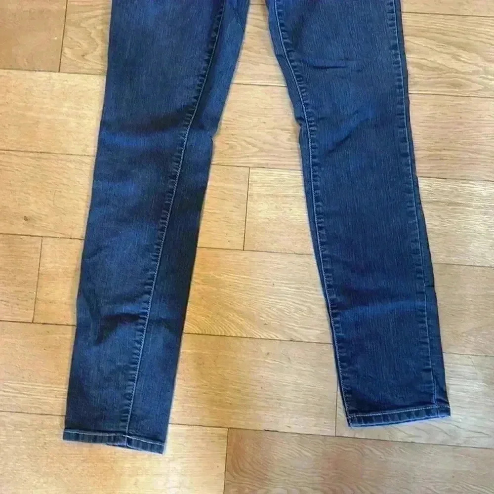 Grey Prana jean - Picture 2 of 6